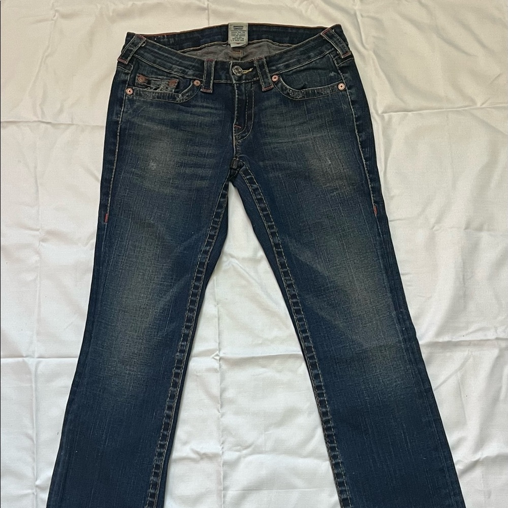 True Religion size 28 low rise vintage wash jeans. Like new!